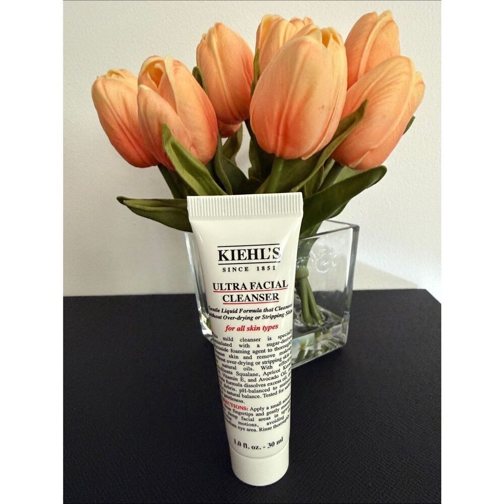 Kiehl's Ultra Facial Cleanser -
New, 1 fl oz (30 ml)
